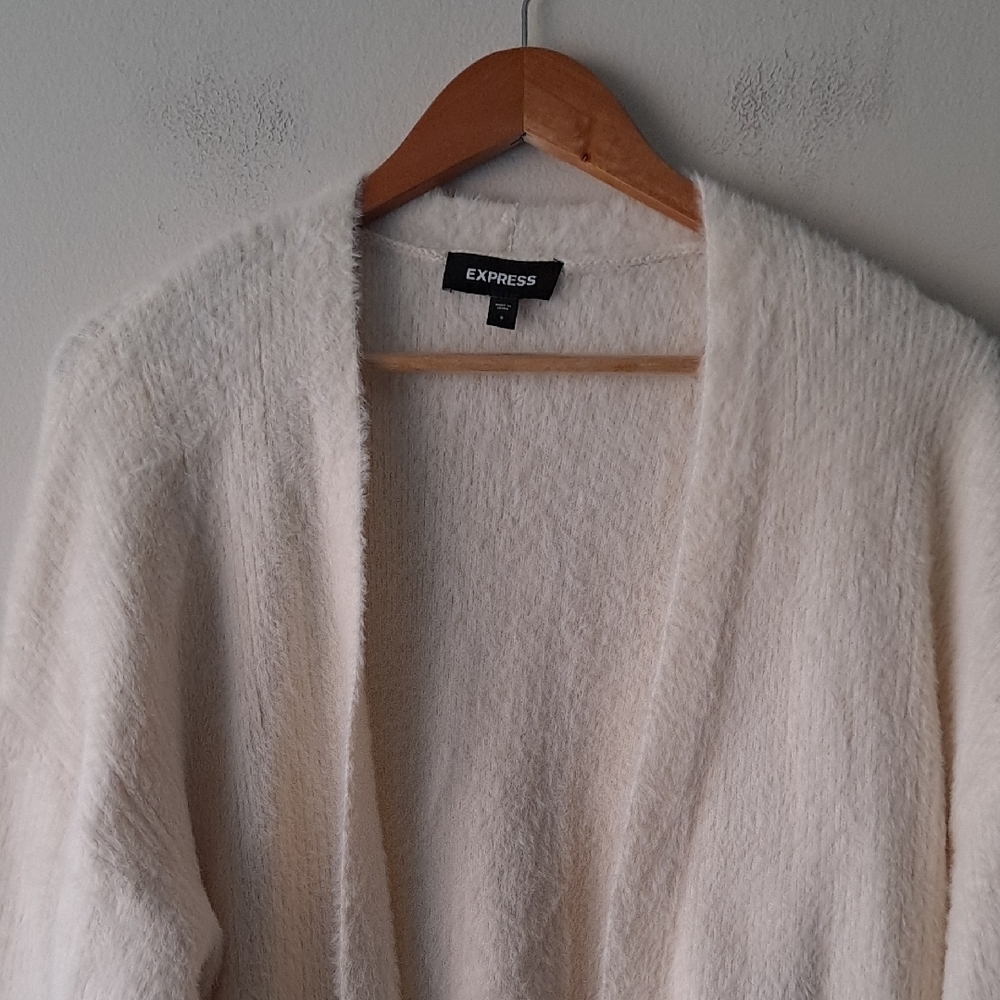 Express Cream Open-Front Cardigan - Picture 7 of 10